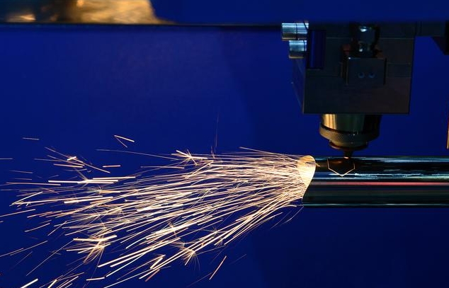 激光切割機應(yīng)用行業(yè)：跨越多個領(lǐng)域的多功能工具