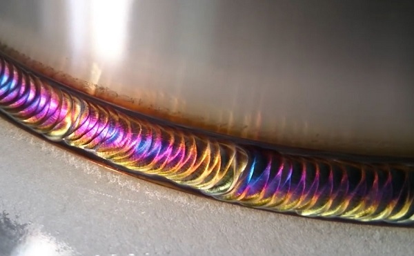 激光焊接機(jī)焊的焊縫如何評(píng)估強(qiáng)度是否達(dá)標(biāo)？