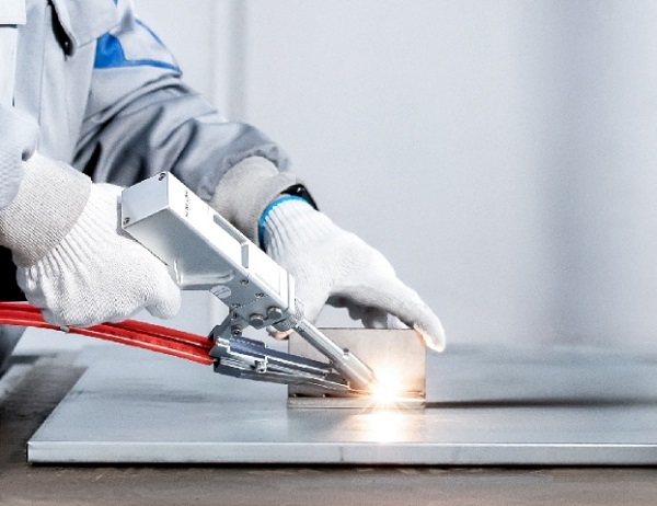 激光焊接機日常使用的維護和保養 激光焊接機日常使用的維護和保養