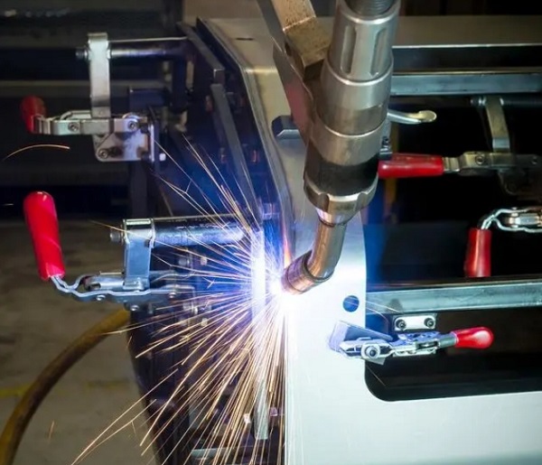 激光焊接機是否可以分層焊接? 激光焊接機是否可以分層焊接?