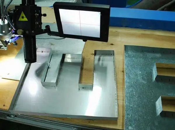 廣告字激光焊接 廣告字激光焊接