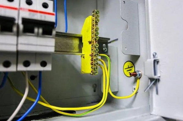 激光焊接機是否需要接地線? 激光焊接機是否需要接地線?