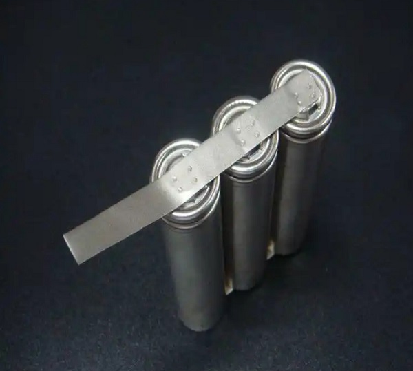 不同材質(zhì)的鋰電池極耳對鋰電池激光焊機有什么要求? 不同材質(zhì)的鋰電池極耳對鋰電池激光焊機有什么要求?