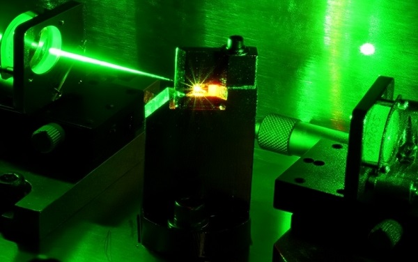 脈沖激光 脈沖激光